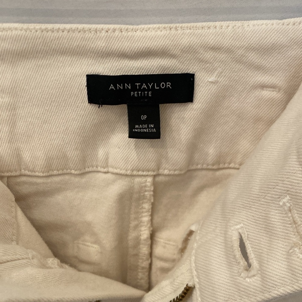 Ann Taylor Cropped Wide Leg Pants Womens 0p cream - Picture 3 of 4